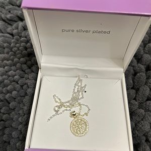 Pure silver plated flower necklace